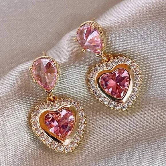 Coming soon! Cubic Zirconia Heart Earrings - Picture 4 of 7